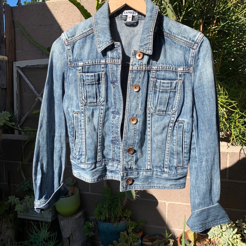 Distressed Cropped Denim Jacket